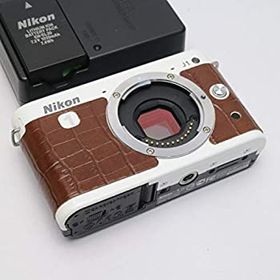 【中古】「非常に良い」Nikon ミラーレス一眼カメラ Nikon 1 J1 ホワイト ボディ