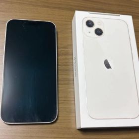 Apple iPhone 13 本体 ホワイト