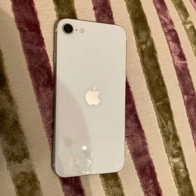 Apple iPhone SE 第2世代 64GB ジャンク