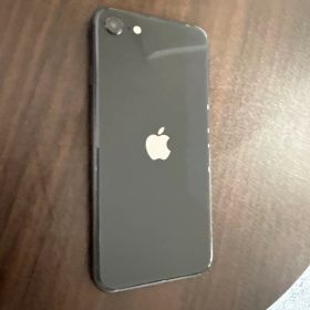 Apple iPhone SE2 64GB ブラック