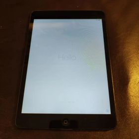 iPad mini 初代 WiFiモデル 16GB ND528/J ブラック