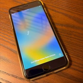 iPhone 8 Plus 64GB（スペースグレイ）／美品・SIMフリー