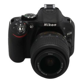 中古 デジタル一眼 レンズキットNikon ニコンD5200 レンズキット 2175711コンディションランク【B】（商品 No.22-0）