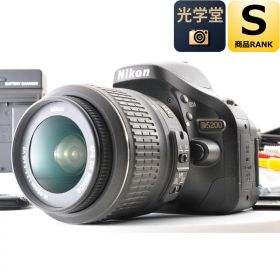 【中古】Nikon D5200 デジタルカメラ AF-S 18-55mm f/3.5-5.6 レンズ 一眼レフ デジカメ ニコン