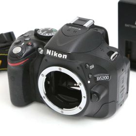 【中古】【並品】ニコン D5200 ボディ CA01-B6249-2Q2A Nikon Fマウント APS-C 中古