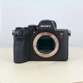 【中古】 (ソニー) SONY α7RV ILCE-7RM5 ボディ【中古カメラ デジタル一眼】 ランク：AB
