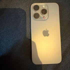 Apple iPhone 15 Pro 本体 SIMフリー