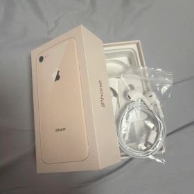 iPhone 8 外箱&EarPods