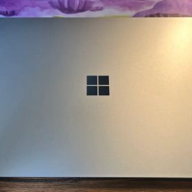 Surface Laptop4 / メモリ：16GB SSD：512GB