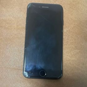 【128GB】iPhone7ジェットブラック本体 画面ひび割れ SIMロック