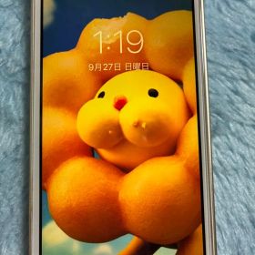 Apple iPhone SE ゴールド 本体