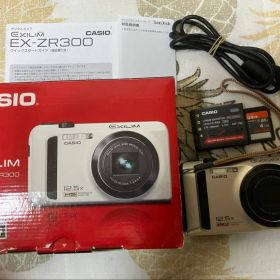 CASIO EXILIM EX-ZR300 本体 デジカメ