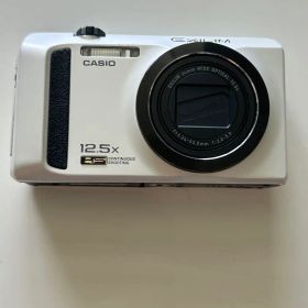CASIO EXILIM EX-ZR300コンパクトデジタルカメラ