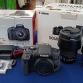 デジタル一眼レフ EOS KISS X8I ダブルズームキット CANON