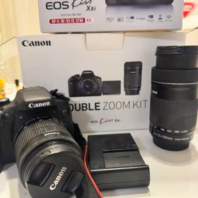 ⁠【動作OK】Canon EOS Kiss X8i ダブルズームキット箱付⁠