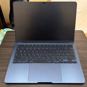 MacBook Air M2 2022 8GB 13.6インチ