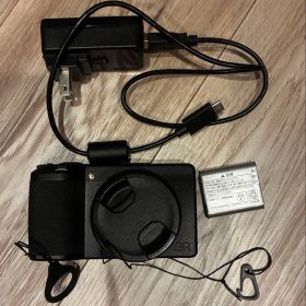 美品 リコー RICOH GR IIIx 本体（付属品一部なし） 49mm