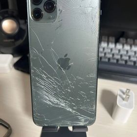 Apple iPhone 11 Pro Max 512GB ミッドナイトグリーン