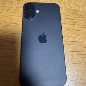 Apple iPhone 16 plus 128GB本体 ブラック 画面割れあり