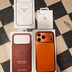 Apple iPhone 17 Pro Max 本体