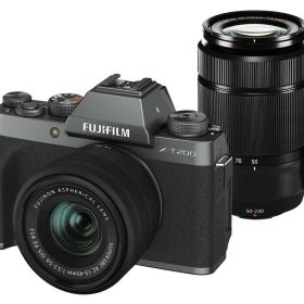 【中古】富士フイルム(FUJIFILM) ミラーレス一眼カメラ X-T200ダブルズームレンズキット ダークシルバー X-T200WZLK-DS