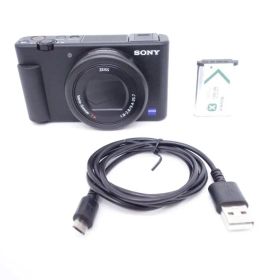 【極上品】ソニー SONY コンパクトデジタルカメラ ZV-1 ボディ 24-70mm F1.8-2.8 [W2609035A]