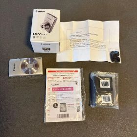 美品Canon IXY 200 デジタルカメラ シルバー