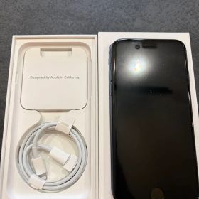 iPhone SE(第3世代) 64GB ミッドナイト