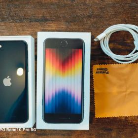 【美品】iPhone SE (第3世代) ミッドナイト 64GB SIMフリー