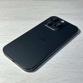 iPhone 16 Pro（256GB、ブラックチタニウム）