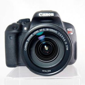 【中古】 (キヤノン) Canon EOS Kiss X7i/18-135 IS STM【中古カメラ デジタル一眼】 ランク：B