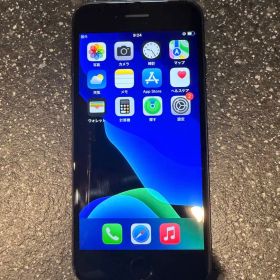 Apple iPhone7 本体 32GB ブラック