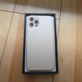 Apple iPhone 12 Pro 本体