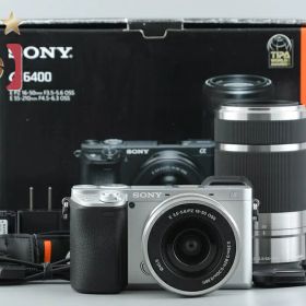 【中古】SONY ソニー α6400 ILCE-6400 ダブルズームレンズキット シルバー 元箱付き 多言語対応