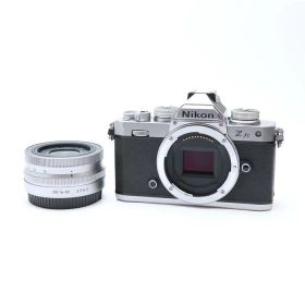 【中古品】《並品》Nikon Zfc 16-50 VR レンズキット 【シャッターユニット・背面モニター外装・バッテリー蓋・露出補正ダイヤル部組・端子カバー・底面カバー部品交換/各部点検済】[デジタルカメラ]