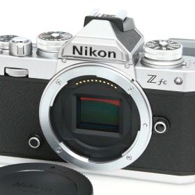 【中古】【美品】ニコン Z fc ボディ シルバー CA01-R7423-4B3A Nikon Zマウント APS-C EVF 中古