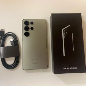 【美品】Samsung Galaxy S25 Ultra 256GB