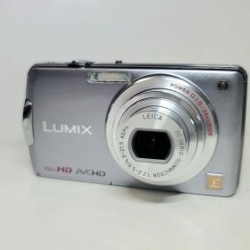 Panasonic LUMIX DMC-FX700 ジュネスシルバー