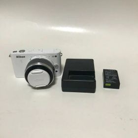 【中古】Nikon ミラーレス一眼カメラ Nikon 1 (ニコンワン) J2 標準ズームレンズキット ホワイト N1J2HLKWH