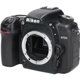 D7500【中古】