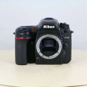 【中古】 (ニコン) Nikon D7500 ボディ【中古カメラ デジタル一眼】 ランク：B