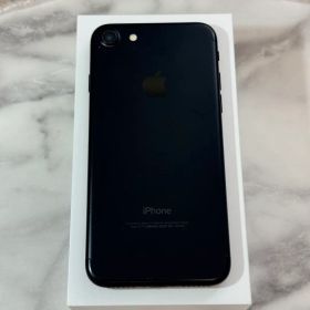 Apple iPhone 7 本体 MNCK2J/A 128GB 59％