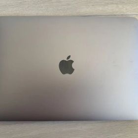 MacBook Air Retina (2018) スペースグレイ