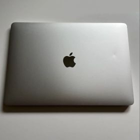MacBook Air 13インチ 2018 Retina 8GB 128GB