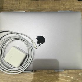 MacBook Air 13インチ Retina ※付属品
