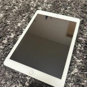 Apple iPad 第6世代 32GB Wi-Fiモデル
