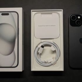 iPhone 15 256GB ブラック SIMフリー 箱・付属品付