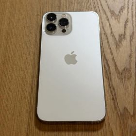 iPhone 13 Pro Max 256GB 海外版 バッテリー88%
