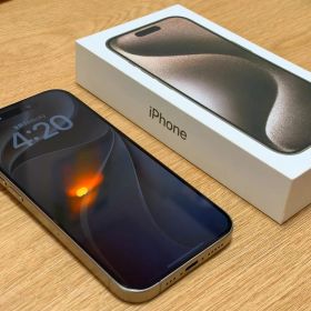 Apple iPhone 15 Pro ナチュラルチタニウム 256GB