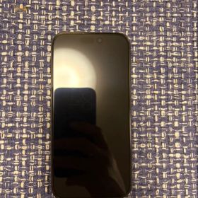 美品 Apple iPhone 15 Pro 本体 ブラック 256GB